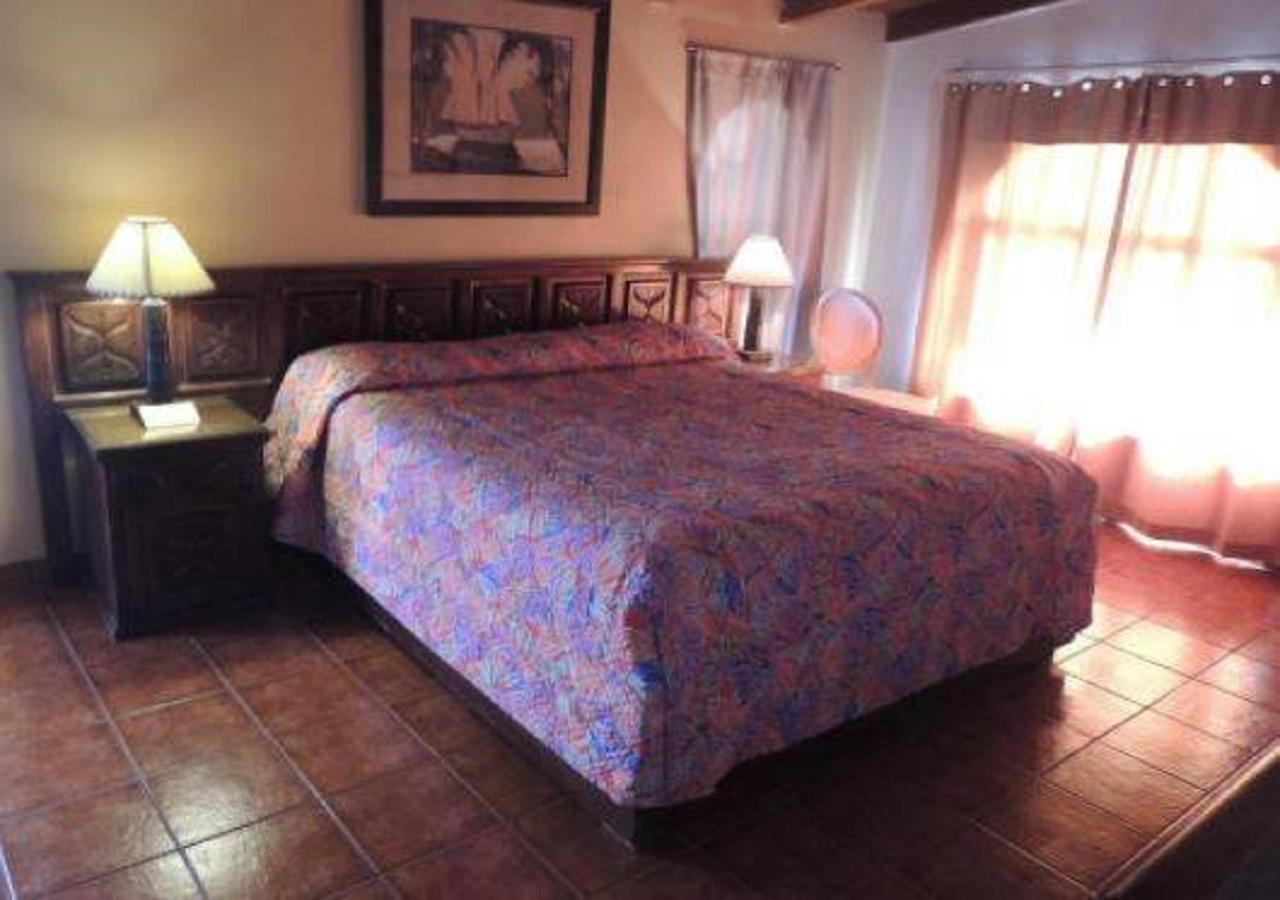 Hotel Calafia ロサリト エクステリア 写真